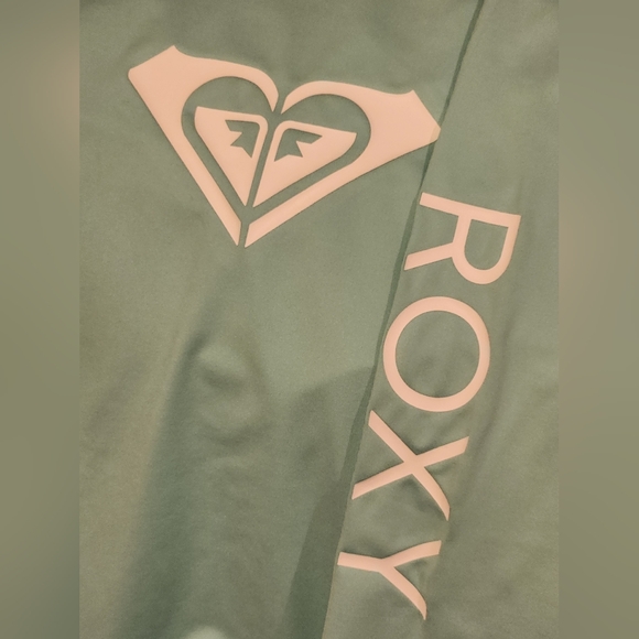 Roxy Whole Hearted Long Sleeve Rash Vest Size Medium Nwt - Picture 5 of 9
